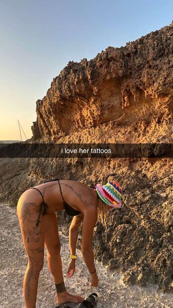 Olivia ponton leaked private photo uncensored HD quality