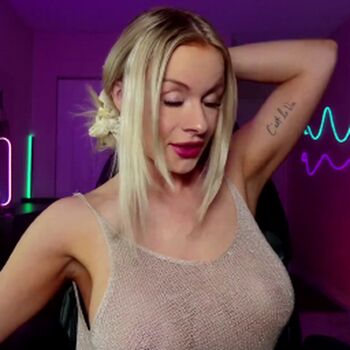 Oliviaowens leaked private photo uncensored HD quality