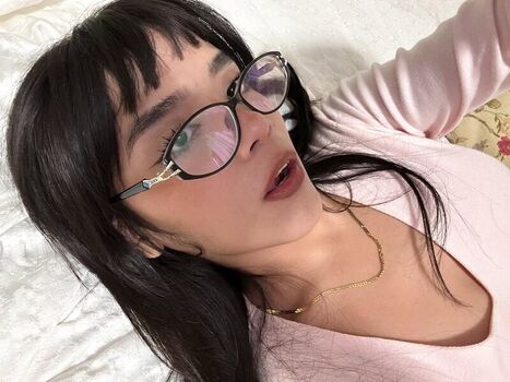 Omly page leaked private photo uncensored HD quality