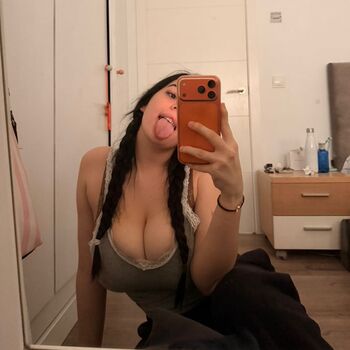 Paaularruizz leaked private photo uncensored HD quality