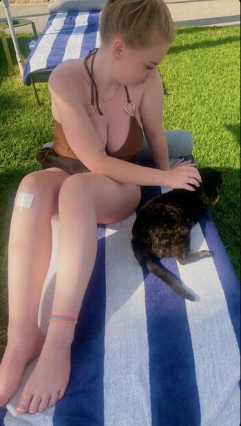 Peachylivv leaked private photo uncensored HD quality