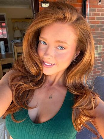 Phoebeisginger page leaked private photo uncensored HD quality