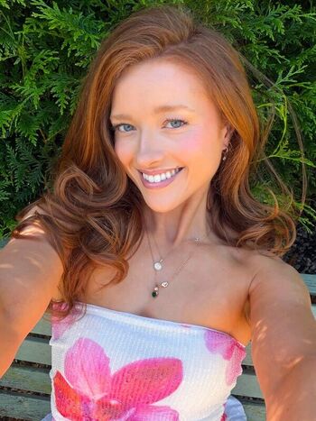 Phoebeisginger page leaked private photo uncensored HD quality