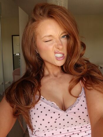 Phoebeisginger page leaked private photo uncensored HD quality