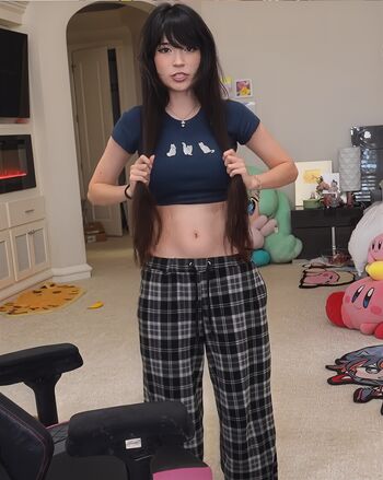 Pokimane  page leaked private photo uncensored HD quality