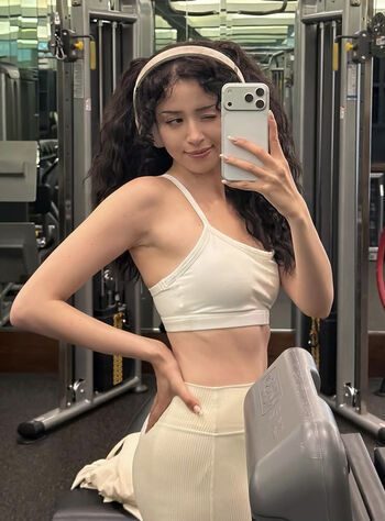 Pokimane  page leaked private photo uncensored HD quality