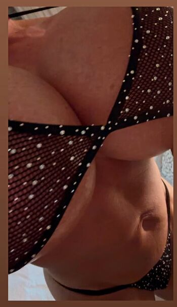 Queenmuscleboobs page leaked private photo uncensored HD quality
