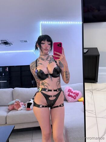 Redroomromance  page leaked private photo uncensored HD quality