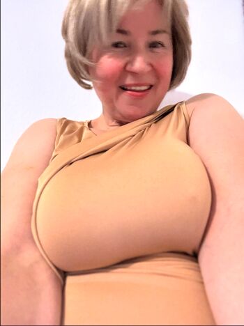 Renate gray leaked private photo uncensored HD quality