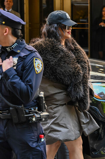 Rihanna  page leaked private photo uncensored HD quality