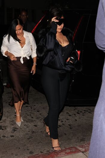 Rihanna  page leaked private photo uncensored HD quality