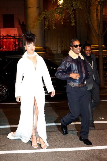 Rihanna  page leaked private photo uncensored HD quality