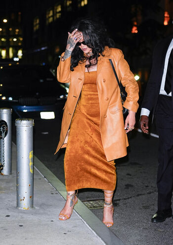 Rihanna  page leaked private photo uncensored HD quality