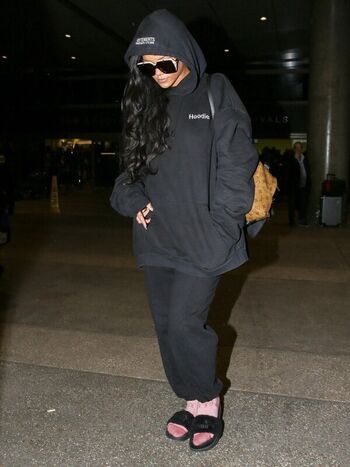 Rihanna  page leaked private photo uncensored HD quality