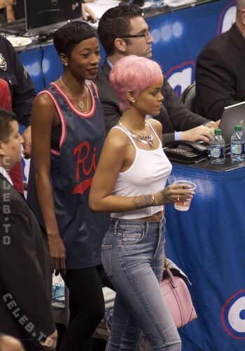 Rihanna  page leaked private photo uncensored HD quality