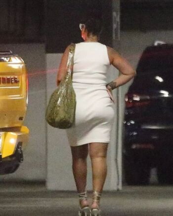 Rihanna  page leaked private photo uncensored HD quality