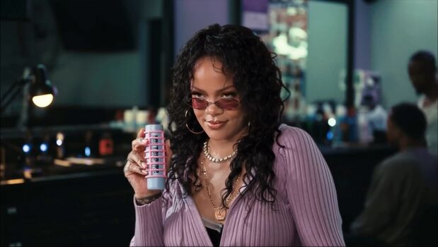 Rihanna  page leaked private photo uncensored HD quality