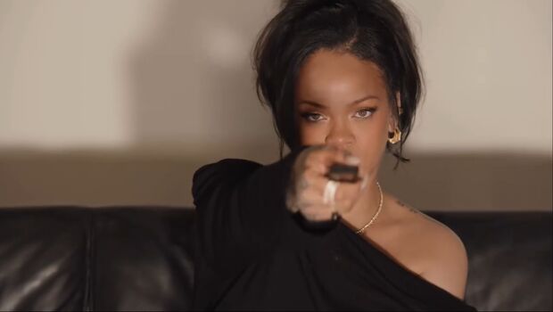 Rihanna  page leaked private photo uncensored HD quality