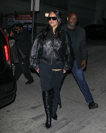 Rihanna leaked private photo uncensored HD quality