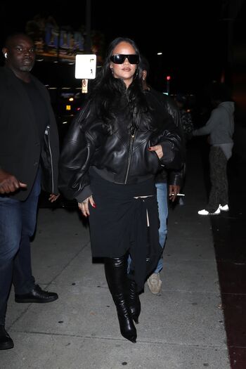 Rihanna leaked private photo uncensored HD quality