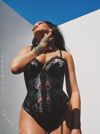 Rihanna leaked private photo uncensored HD quality