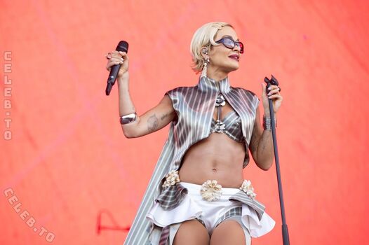 Rita ora  page leaked private photo uncensored HD quality
