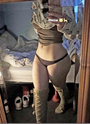 Robyn  page leaked private photo uncensored HD quality