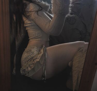 Robyn  page leaked private photo uncensored HD quality