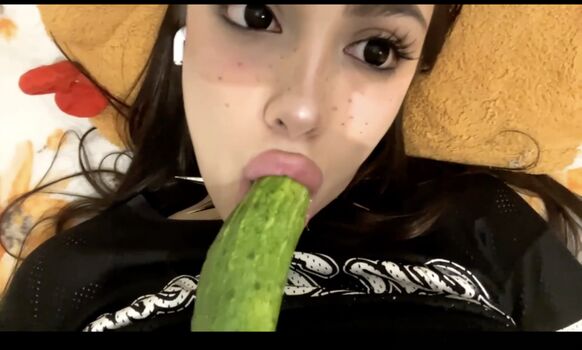 Rosenavillifana leaked private photo uncensored HD quality