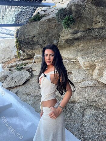 Roxanarosuu page leaked private photo uncensored HD quality