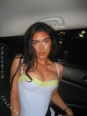 Roxanarosuu page leaked private photo uncensored HD quality