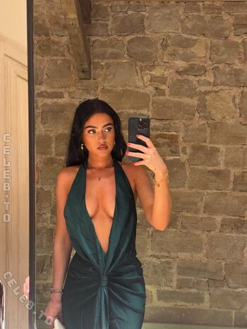 Roxanarosuu page leaked private photo uncensored HD quality