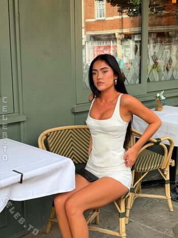 Roxanarosuu page leaked private photo uncensored HD quality