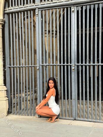 Roxanarosuu page leaked private photo uncensored HD quality