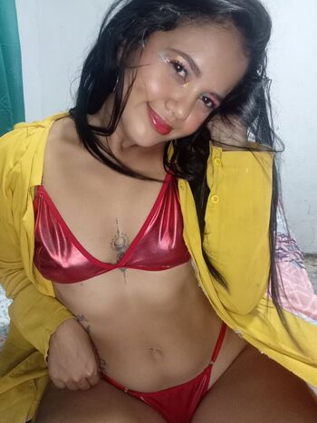 Roxy carvajalino leaked private photo uncensored HD quality