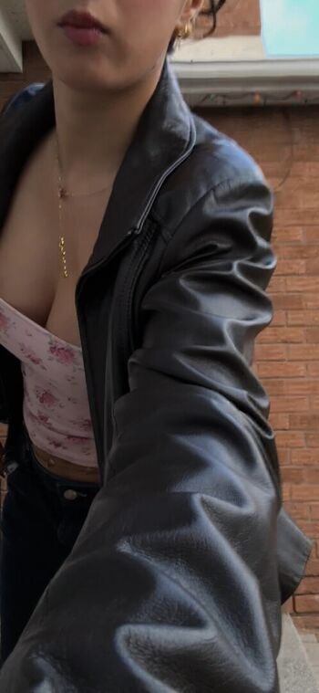 Sabrina pezeshkian page leaked private photo uncensored HD quality