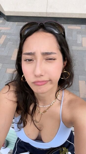Sabrina pezeshkian page leaked private photo uncensored HD quality