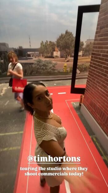 Sabrina pezeshkian page leaked private photo uncensored HD quality