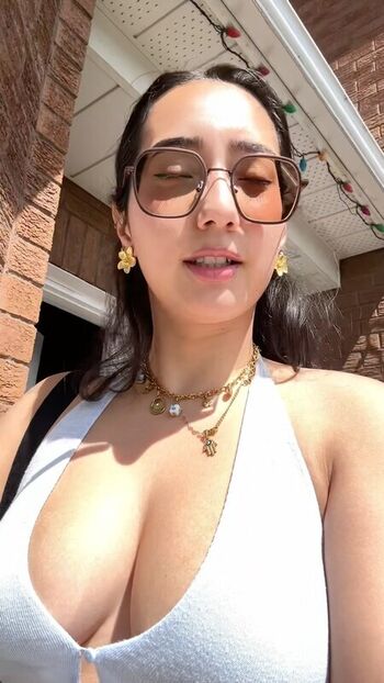 Sabrina pezeshkian page leaked private photo uncensored HD quality