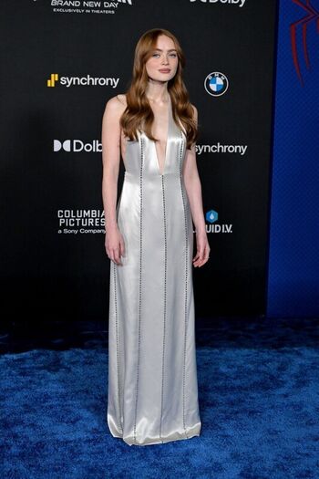 Sadie sink page leaked private photo uncensored HD quality