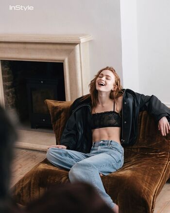 Sadie sink page leaked private photo uncensored HD quality