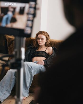 Sadie sink page leaked private photo uncensored HD quality