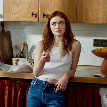 Sadie sink page leaked private photo uncensored HD quality