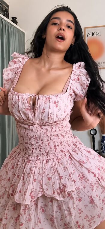 Sakshi pandey page leaked private photo uncensored HD quality