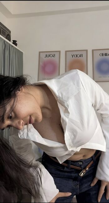 Sakshi pandey page leaked private photo uncensored HD quality