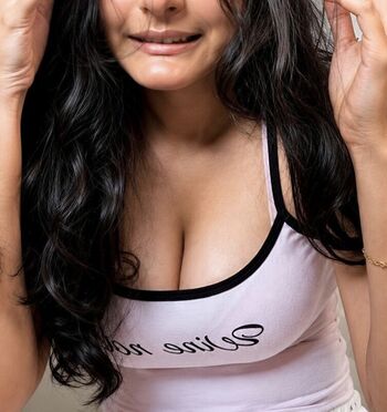 Sakshi pandey page leaked private photo uncensored HD quality