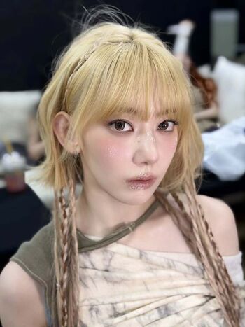Sakura miyawaki page leaked private photo uncensored HD quality