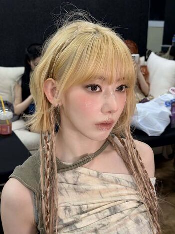 Sakura miyawaki page leaked private photo uncensored HD quality