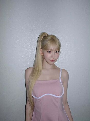 Sakura miyawaki page leaked private photo uncensored HD quality