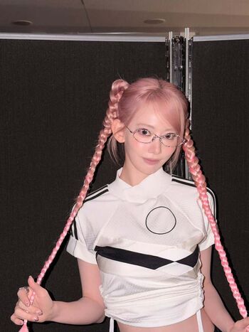 Sakura miyawaki page leaked private photo uncensored HD quality